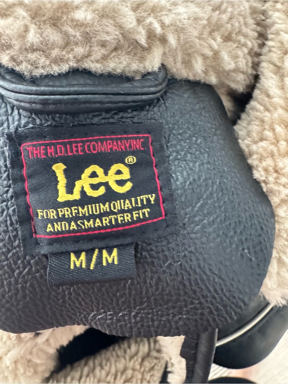 Lee WOMEN'S SHERPA LINED VEGAN LEATHER MOTO JACKET Womens Medium New With Flaw - Picture 2 of 6